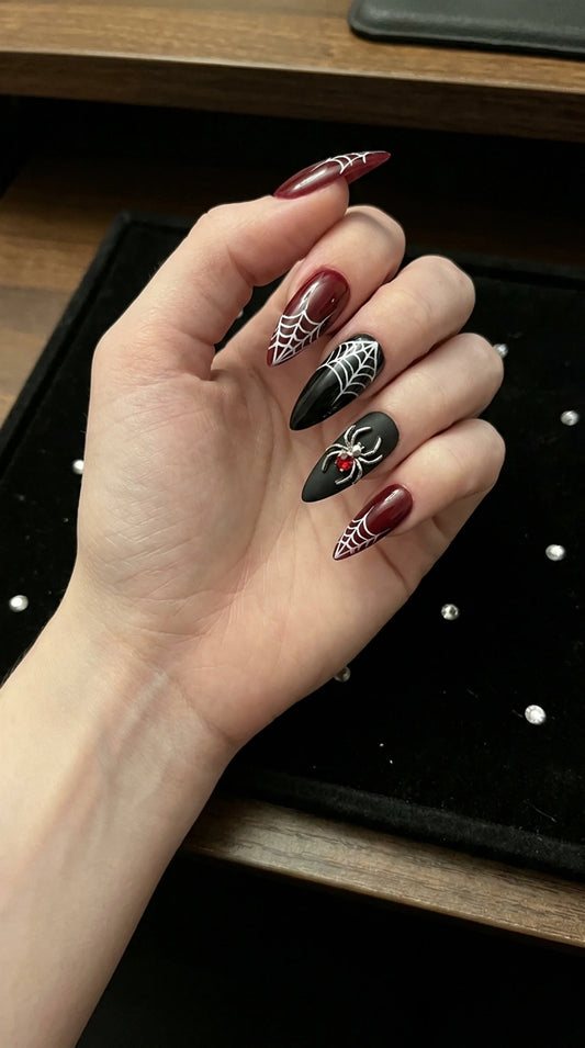 Widow's Web — 24pc Press-On Nail Set